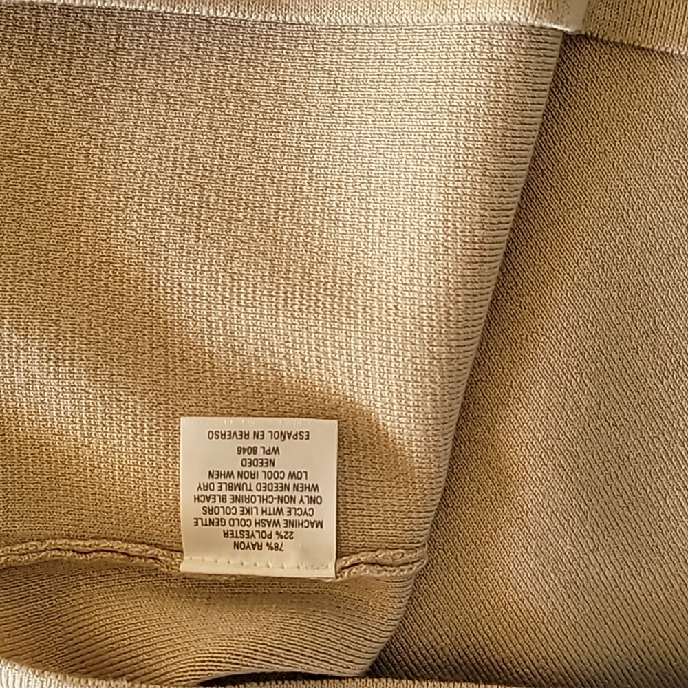 Sweater - Picture 4 of 6